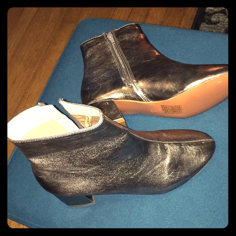 Gold/Silver Ankle Boots